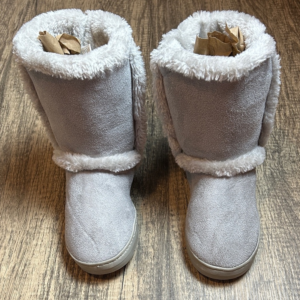 Bebe Light Gray Textured Boots